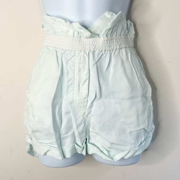 Aritzia Wilfred Shorts Crepe Paperbag Ruched Elastic Waist  Mint Green Size 0 - Picture 2 of 15